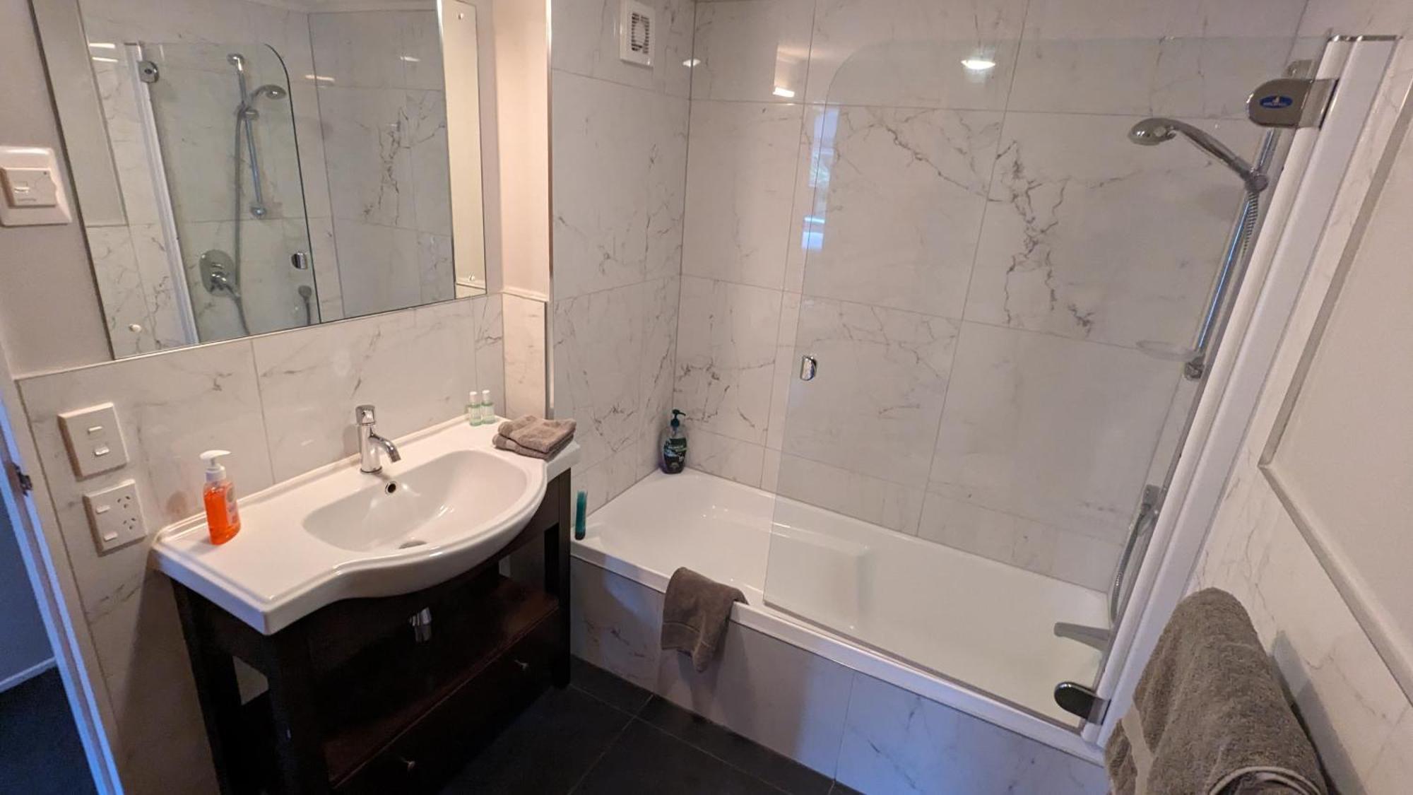 Harbour Lodge Уелингтън Екстериор снимка